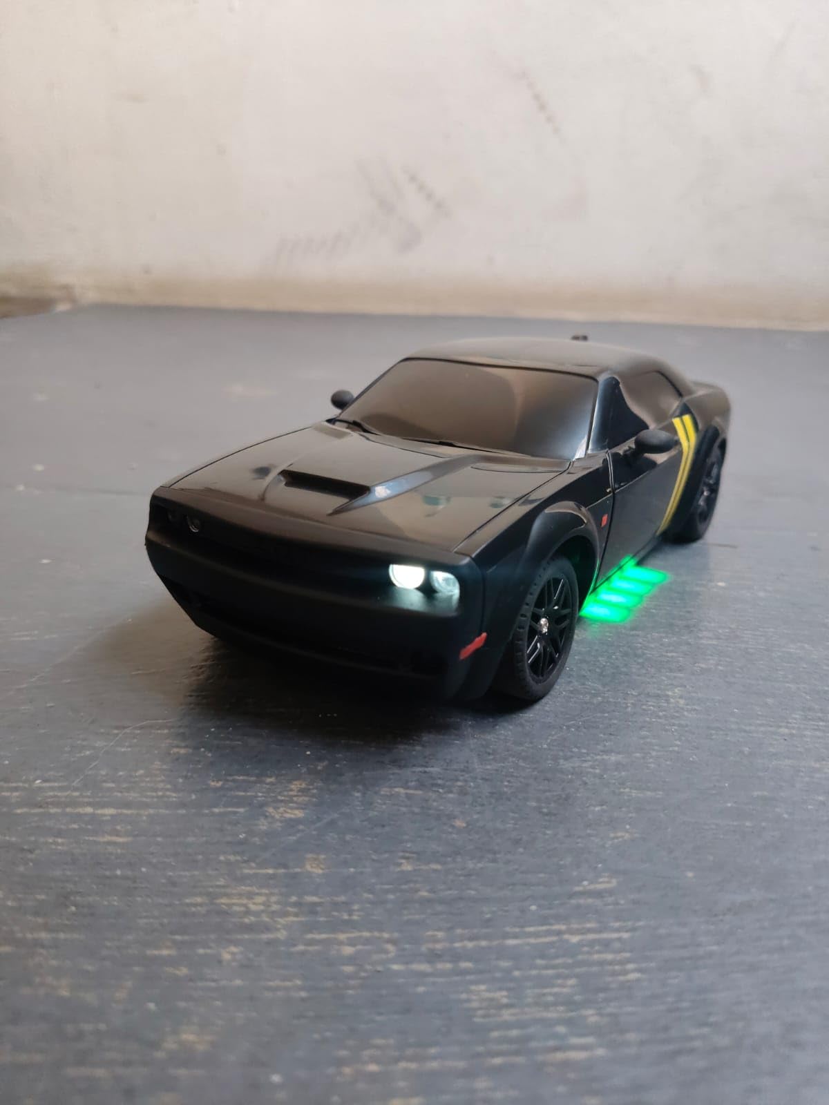 1:24 Scale Matte Black Muscle Car Toy with LED Headlights, Music & Pull Back Action | Die-Cast Model Car for Kids & Collectors